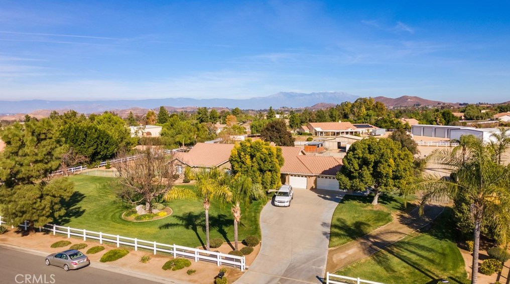 23220 Western Crest Dr, Perris CA  92570-8187 exterior