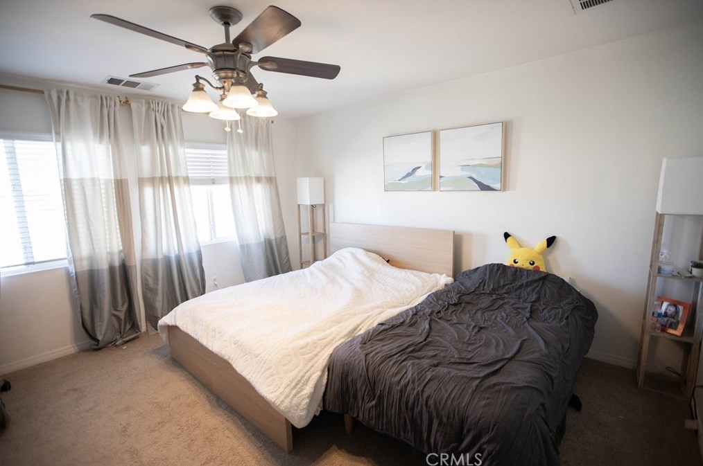 13188 Monrovia St, Hesperia CA  92344-5502 exterior