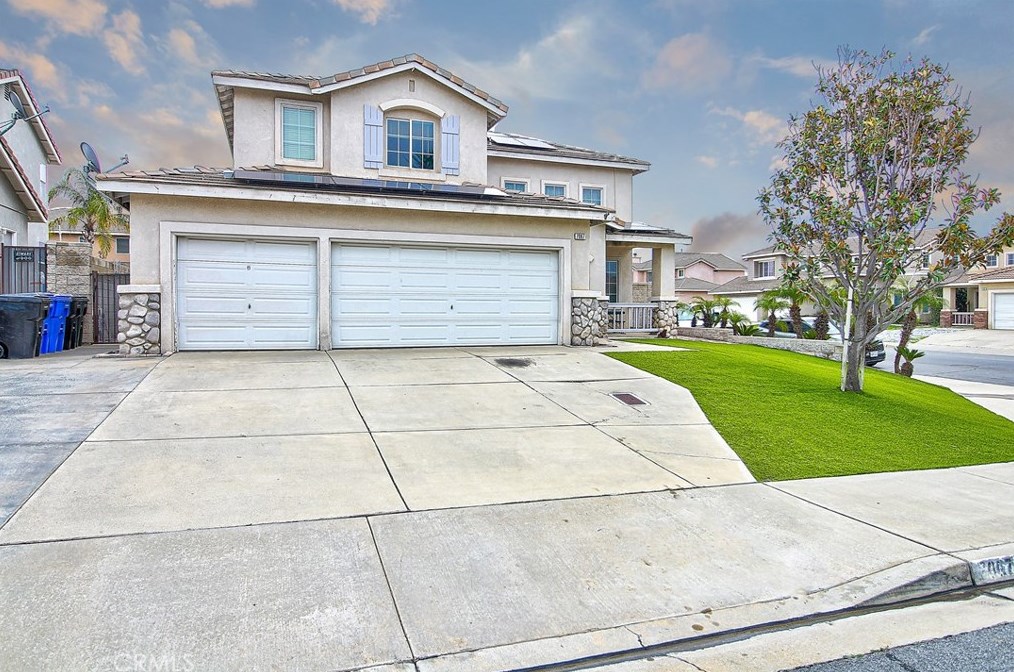 7067 Gabels Crest Pl, Fontana, CA 92336