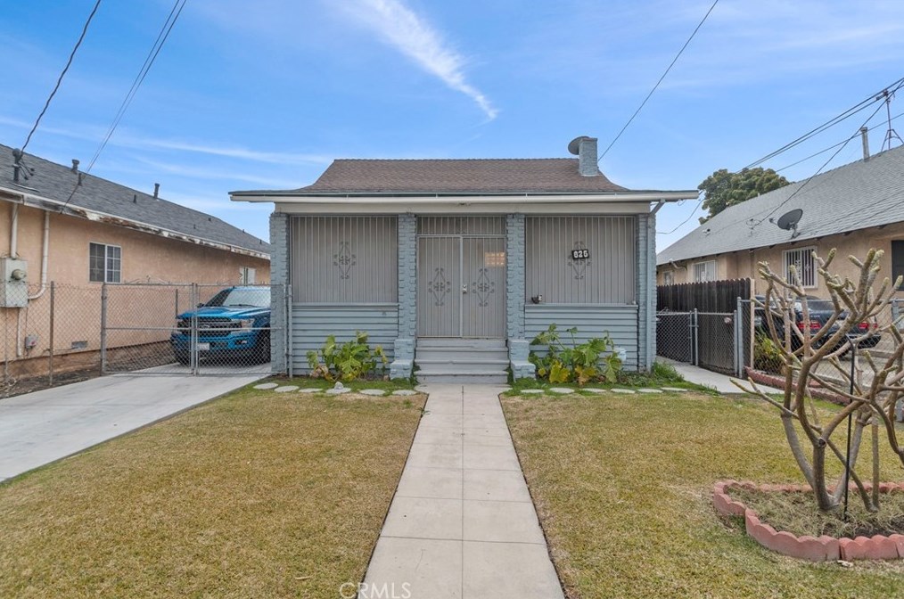 625 8th St, San Bernardino CA  92410-2916 exterior