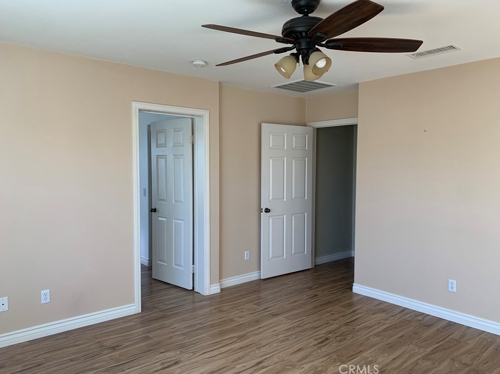 1323 Burdock St, Beaumont CA  92223-8301 exterior