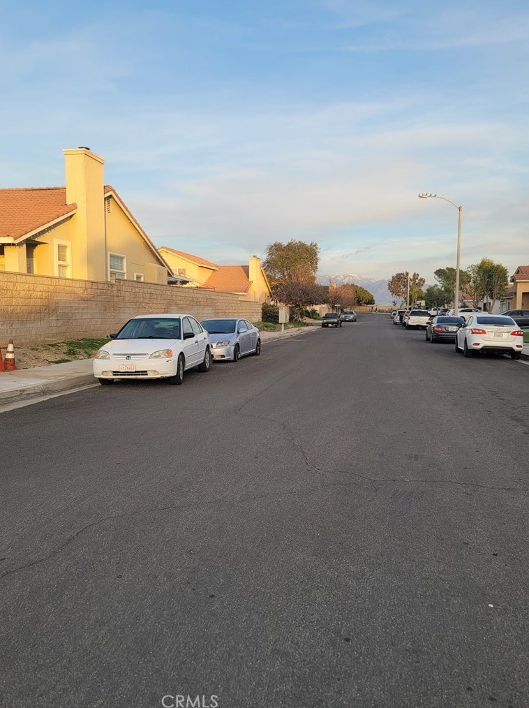 1280 Del Giorgio Dr, Colton, CA 92324