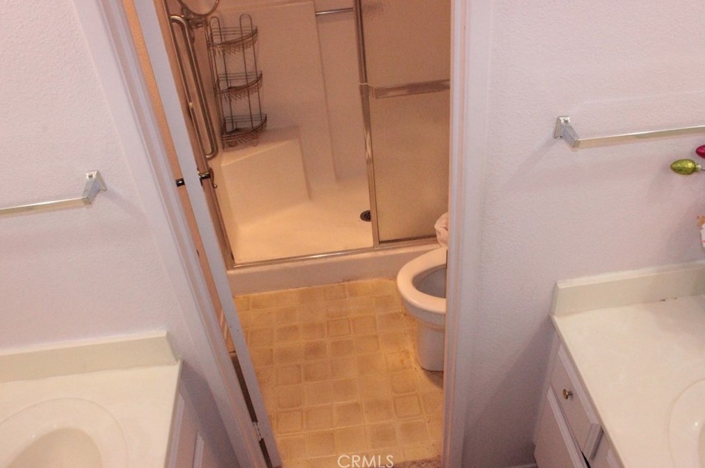 750 Alondra Dr, Hemet CA  92545-1500 exterior