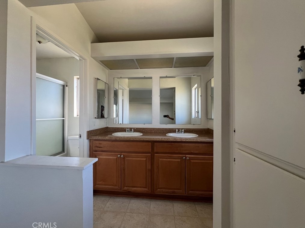 25140 Slate Creek Dr, Moreno Valley CA  92551-2502 exterior