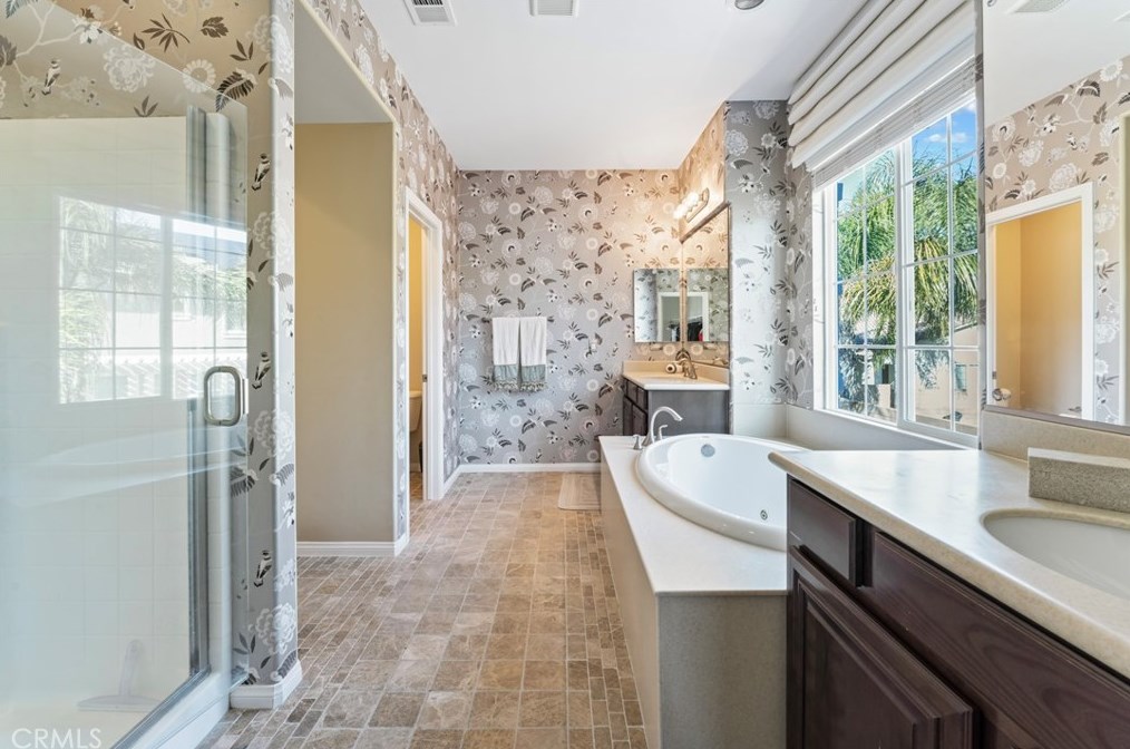 45850 Daviana Way, Temecula CA  92592-4170 exterior