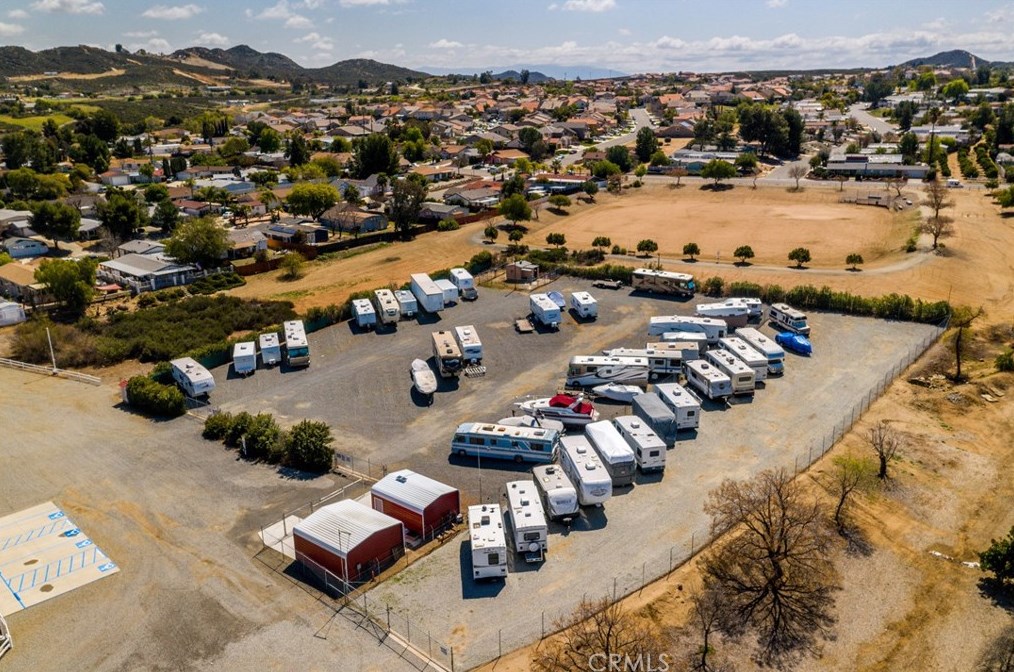 33507 Windmill Rd, Wildomar CA  92595-8843 exterior