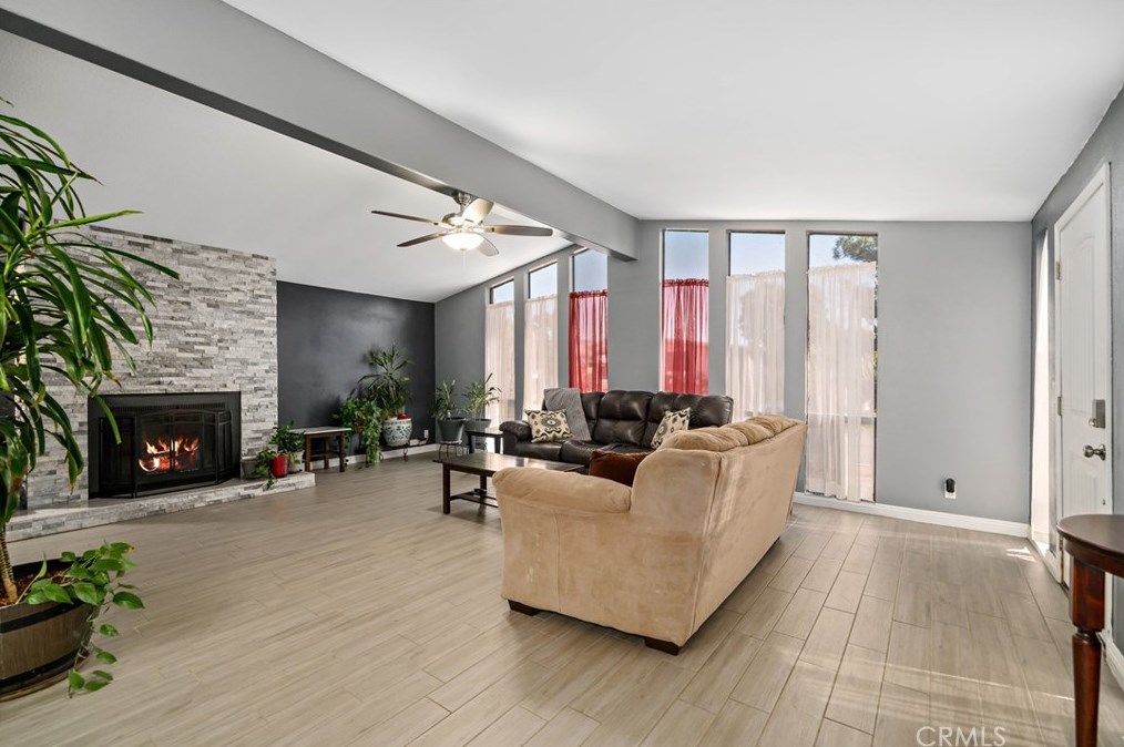 33507 Windmill Rd, Wildomar CA  92595-8843 exterior