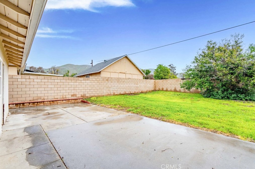 3942 Gordon Way, Riverside CA  92509-2708 exterior