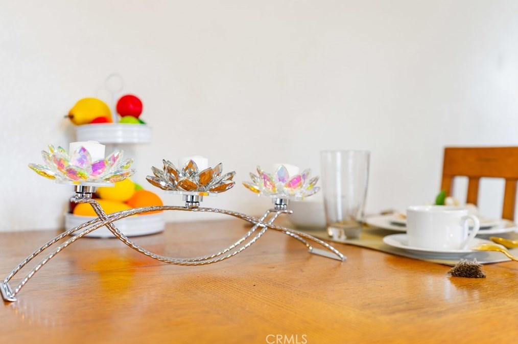 3942 Gordon Way, Riverside CA  92509-2708 exterior