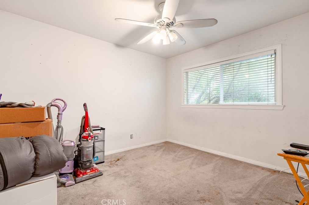 3942 Gordon Way, Riverside CA  92509-2708 exterior