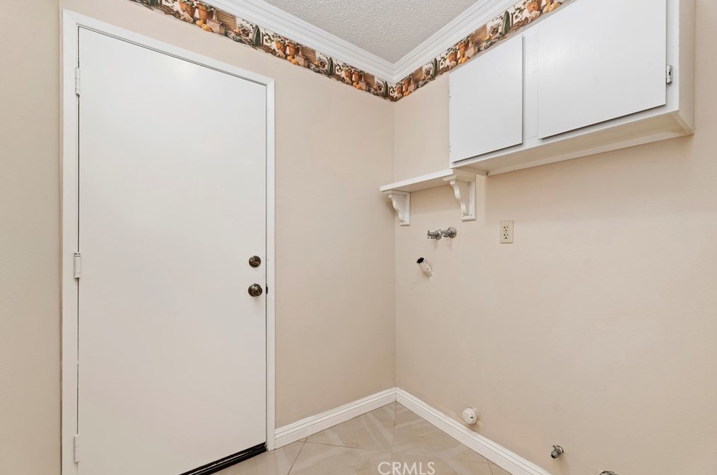 2862 Jackson St, Riverside CA  92503-6405 exterior