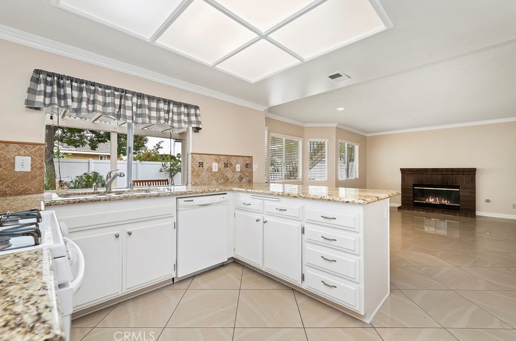 2862 Jackson St, Riverside CA  92503-6405 exterior