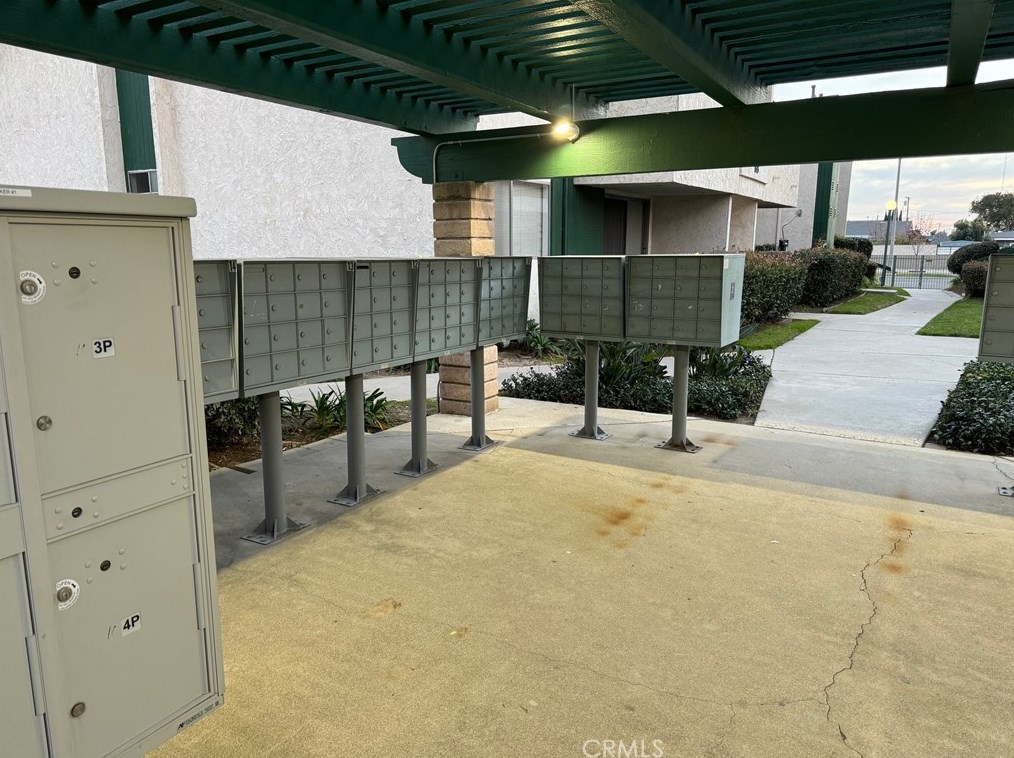 15432 La Mirada Blvd, La Mirada CA  90638-5031 exterior