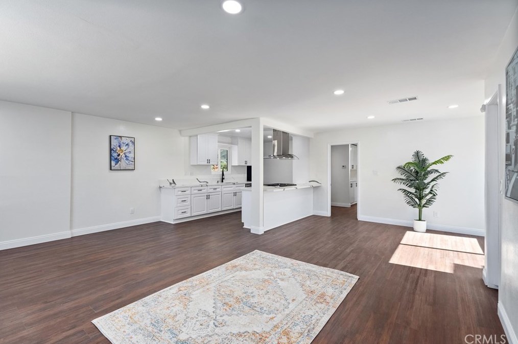 11926 Courser Ave, La Mirada CA  90638-1417 exterior