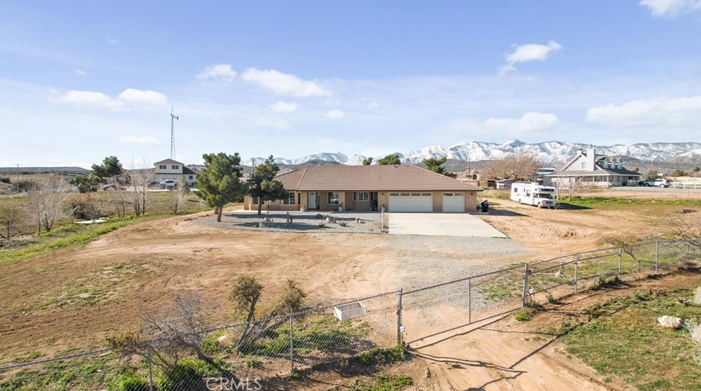 7085 Cygnet Rd, Phelan, CA 92371