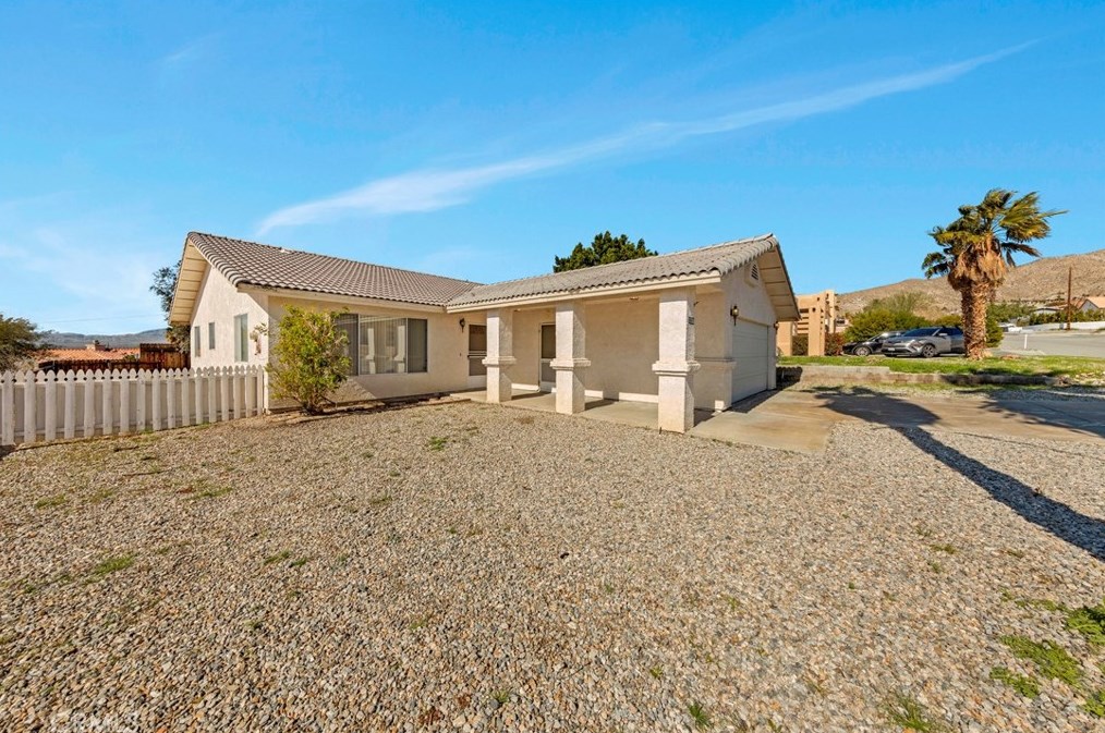 13355 Calle Amapola, Desert Hot Springs, CA 92240-6523