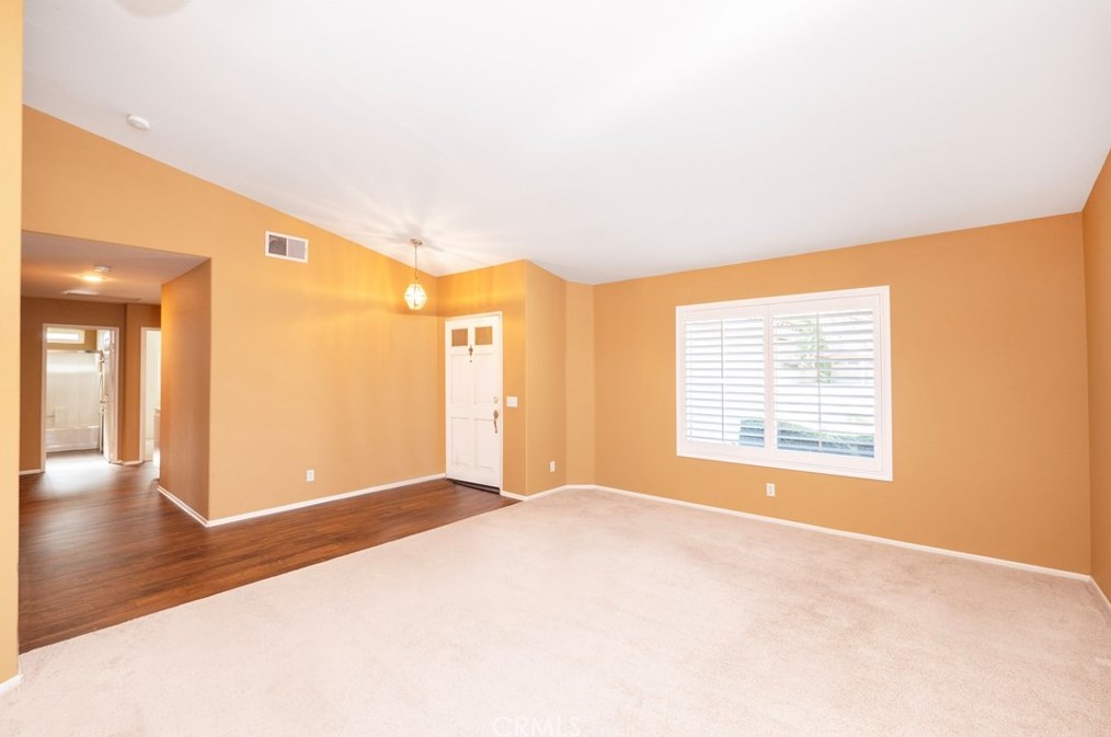 2937 Rockwood Dr, Riverside CA  92503-0818 exterior