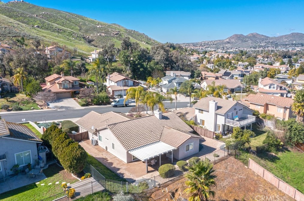 2937 Rockwood Dr, Riverside CA  92503-0818 exterior