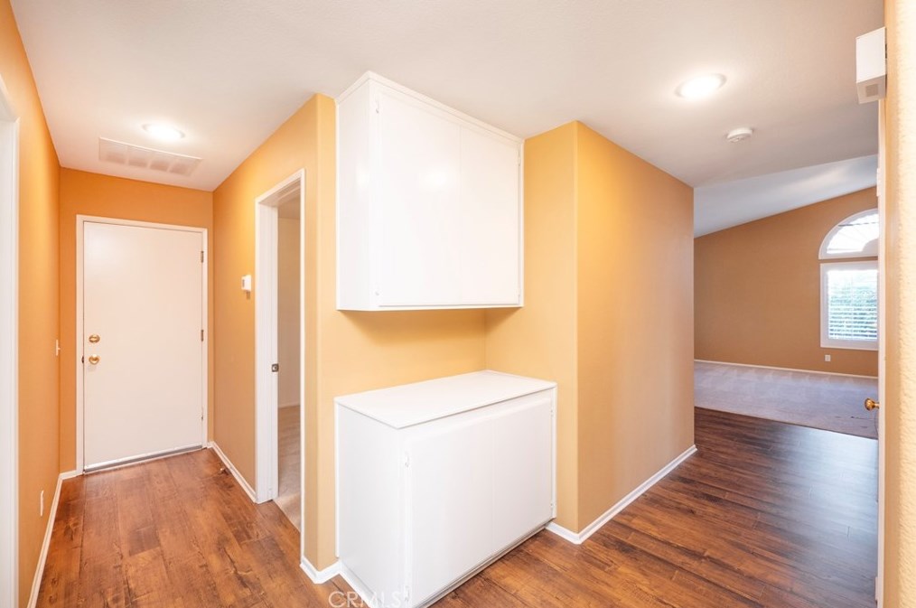 2937 Rockwood Dr, Riverside CA  92503-0818 exterior