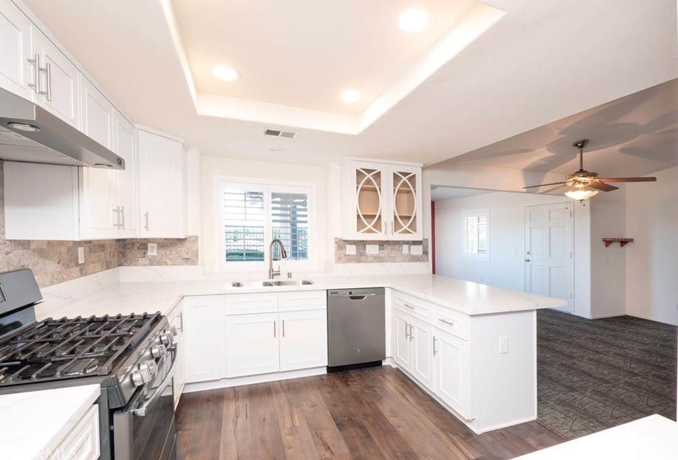 2937 Rockwood Dr, Riverside CA  92503-0818 exterior