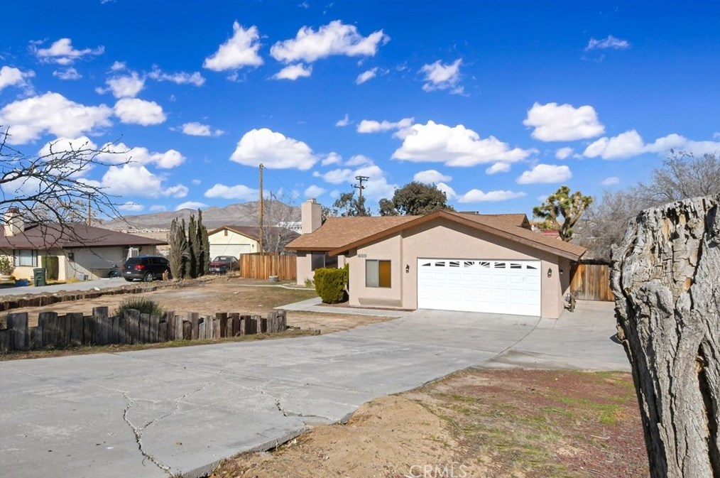 16001 Village Dr, Victorville, CA 92394-1516