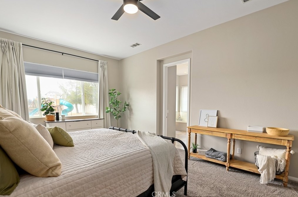 10992 Dandelion Ln, Apple Valley CA  92308-3651 exterior