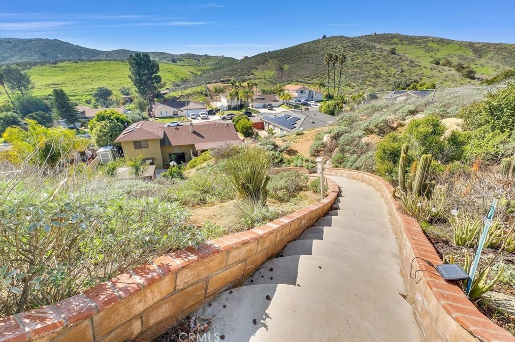 5711 Peacock Ln, Riverside CA  92505-3142 exterior