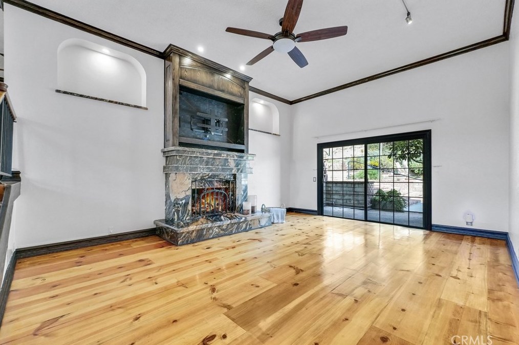 5711 Peacock Ln, Riverside CA  92505-3142 exterior