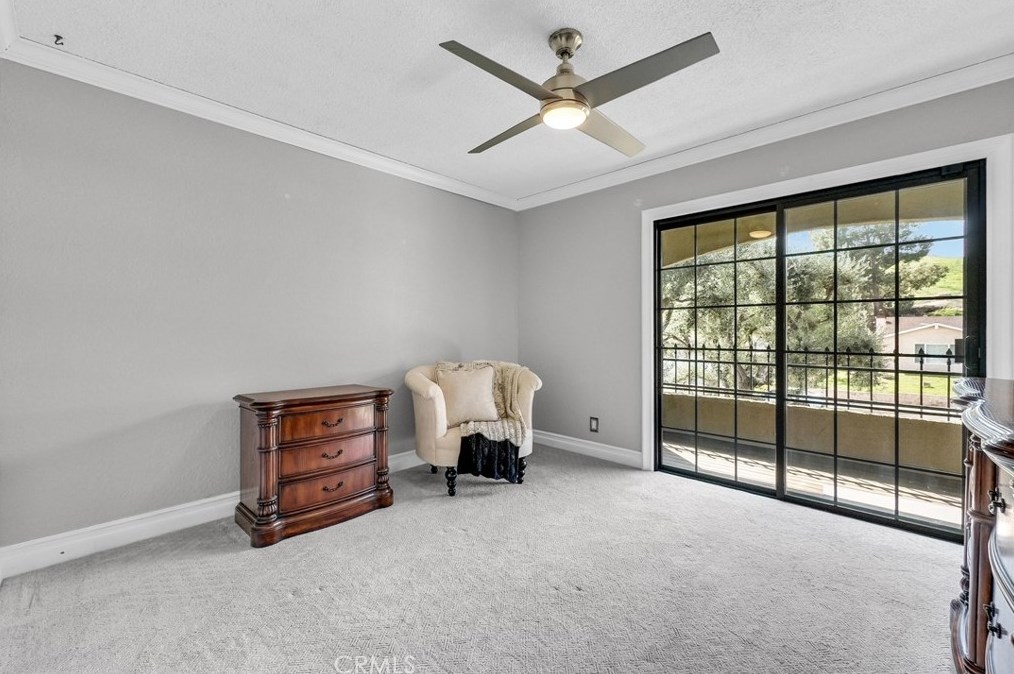 5711 Peacock Ln, Riverside CA  92505-3142 exterior