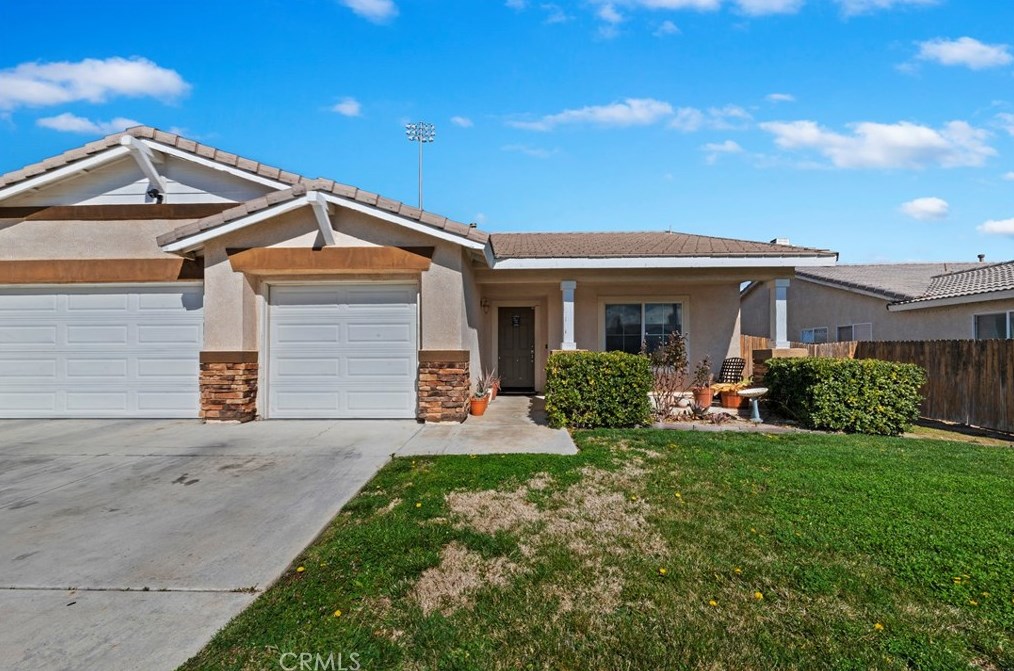 13124 Arvila Dr, Victorville, CA 92392