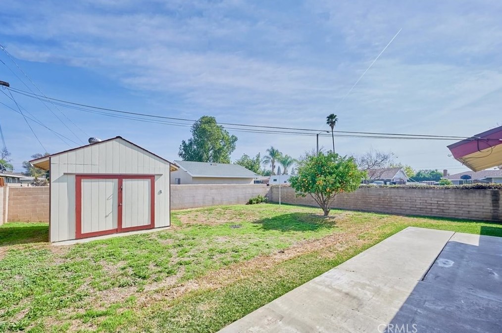 6666 Eva Pl, Riverside CA  92504-2119 exterior