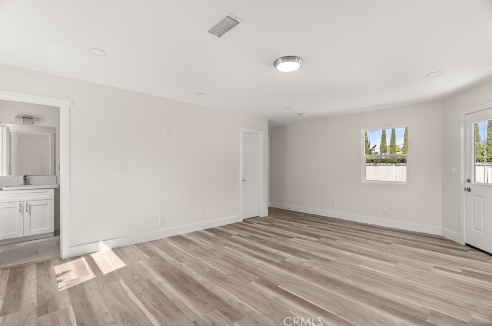 20242 Orchid St, Newport Beach CA  92660-0733 exterior