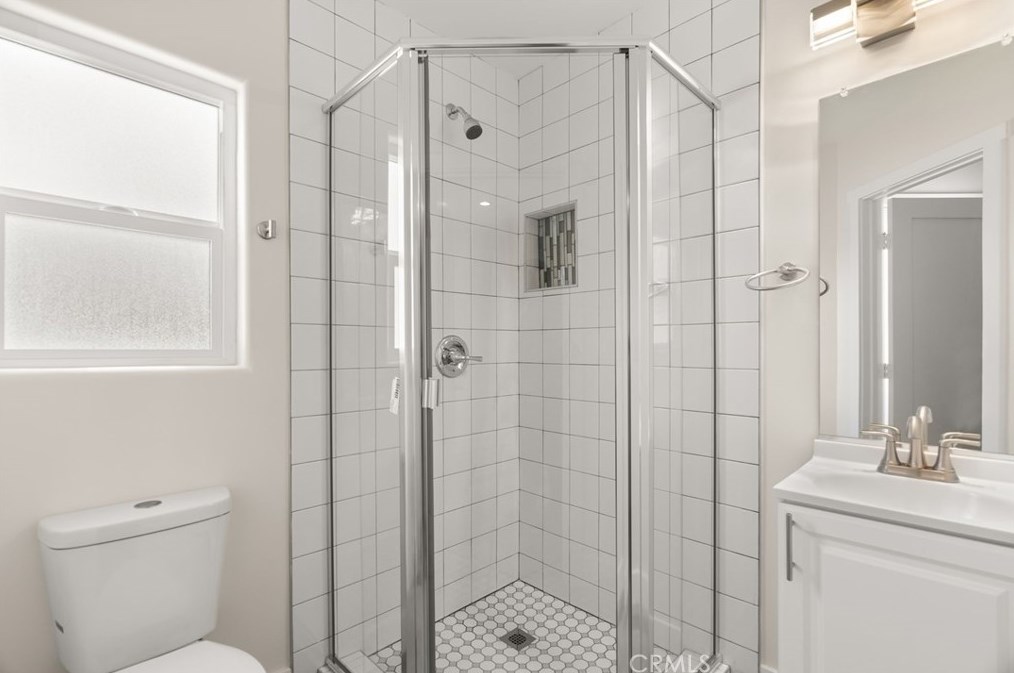 20242 Orchid St, Newport Beach CA  92660-0733 exterior