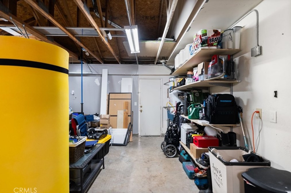 40597 Symphony Park Ln, Murrieta CA  92562-5716 exterior