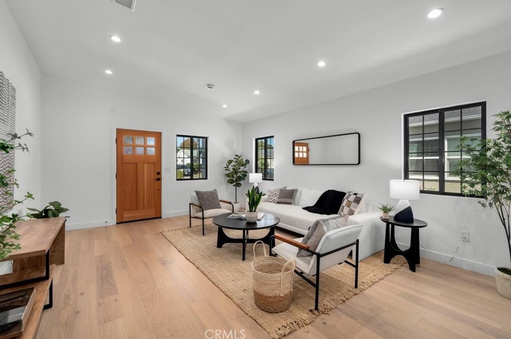 6550 84th St, Los Angeles CA  90045-2853 exterior