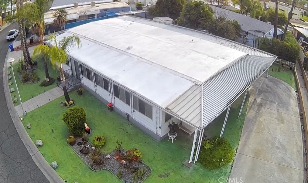 151 Santa Clara Cir, Hemet, CA 92543-6941
