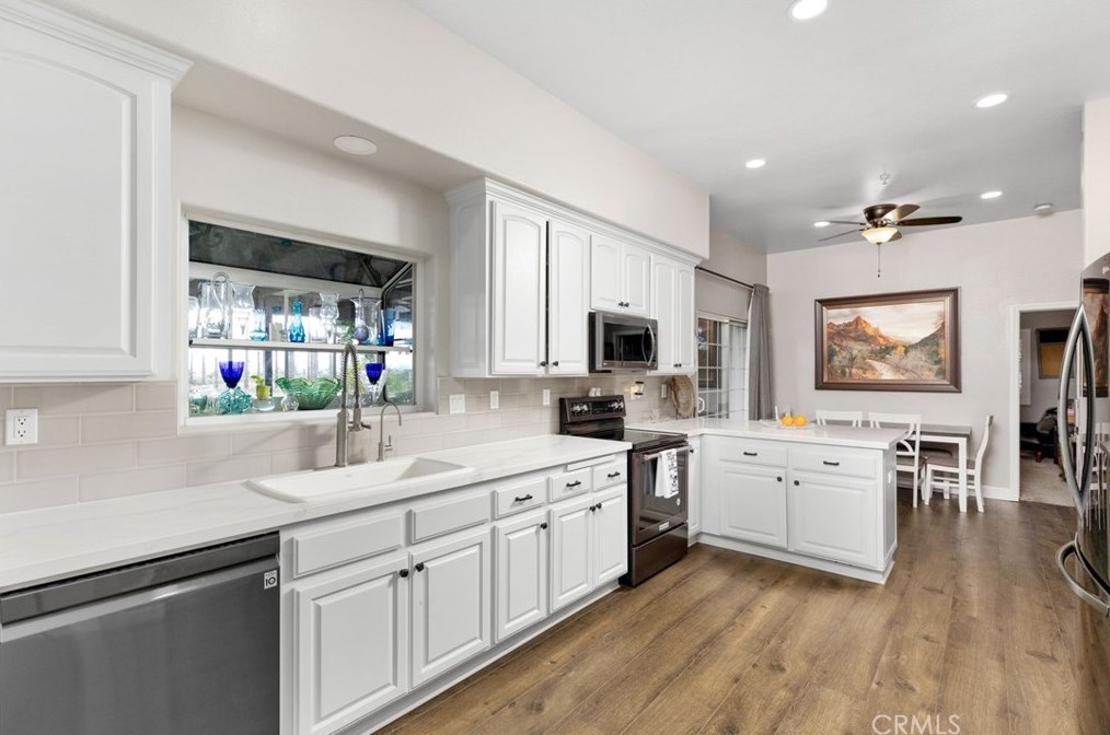 1796 Irving St, Riverside CA  92504-5524 exterior