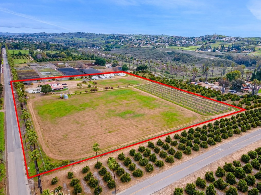 1796 Irving St, Riverside CA  92504-5524 exterior