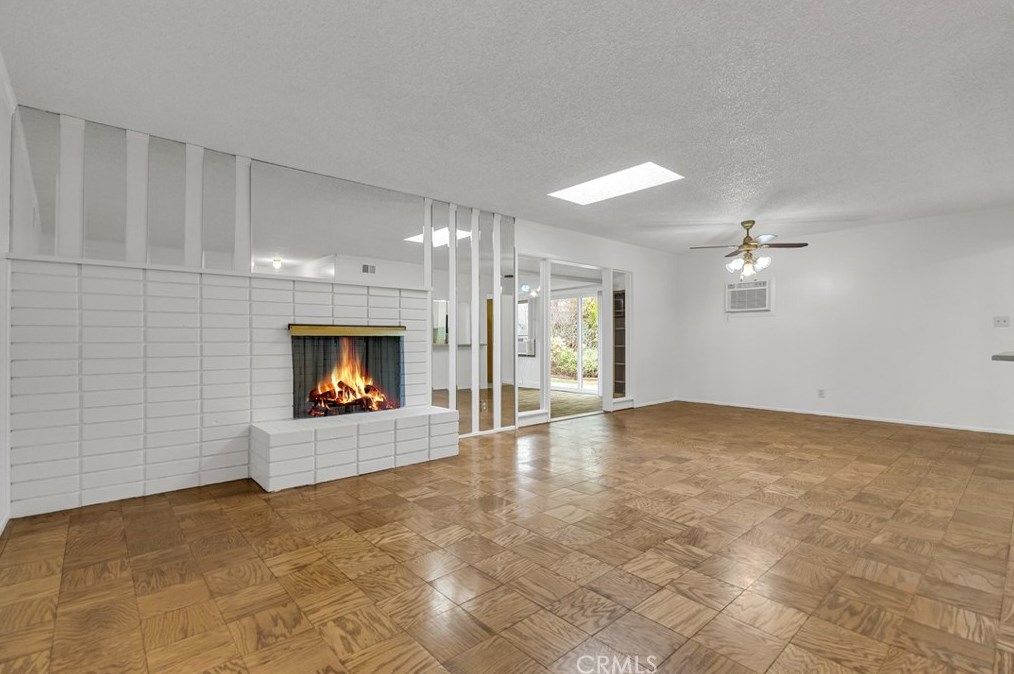 5973 Boone Ct, Riverside CA  92506-1721 exterior