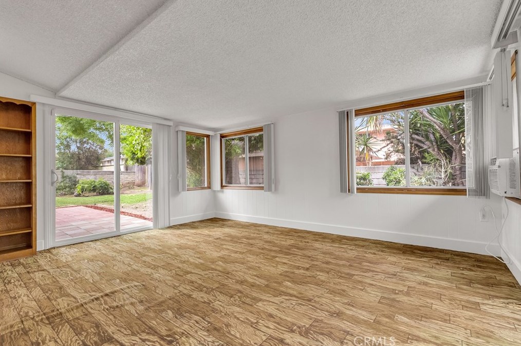 5973 Boone Ct, Riverside CA  92506-1721 exterior