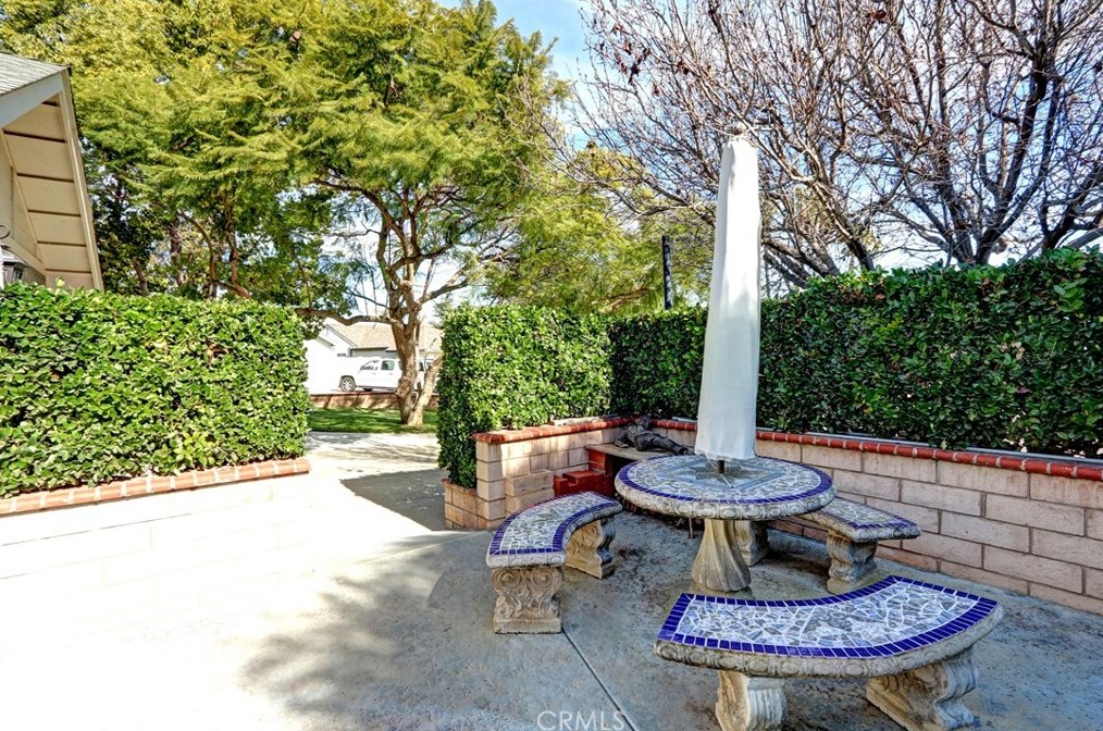 5940 Daniger Ave, Riverside CA  92505-2317 exterior