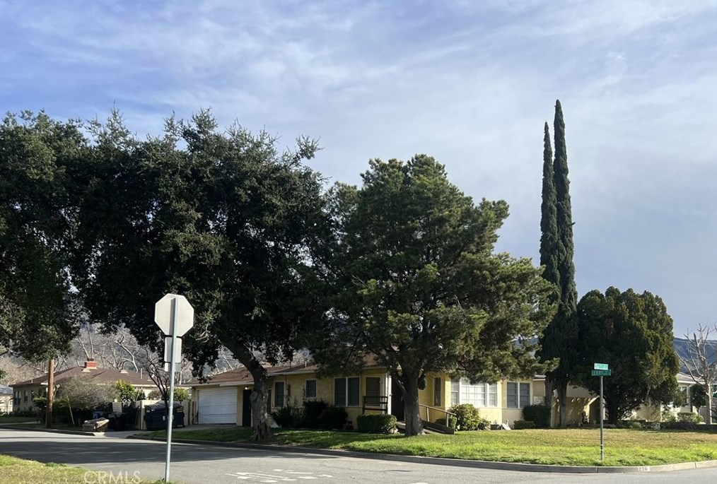 236 36th St, San Bernardino, CA 92404-1603