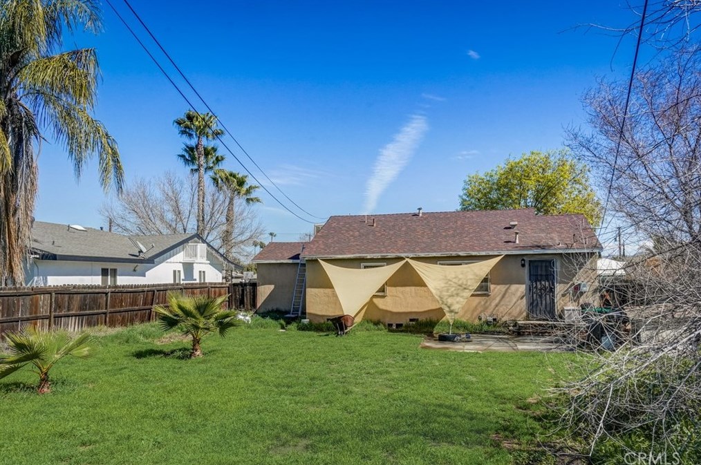 1064 Davids Rd, Perris CA  92571-0843 exterior