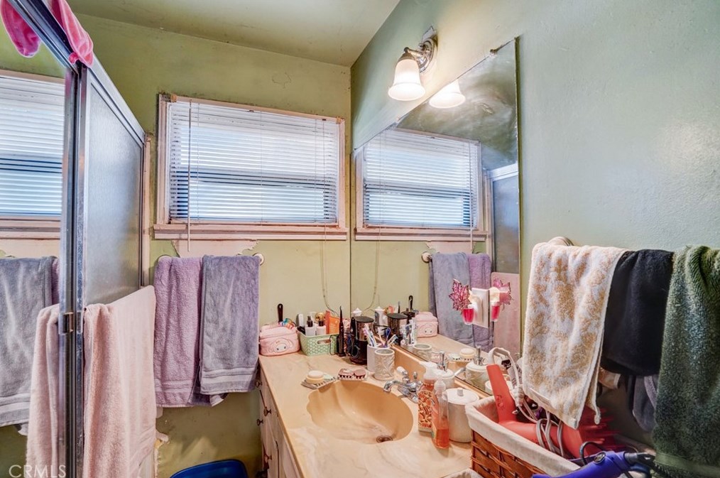 1064 Davids Rd, Perris CA  92571-0843 exterior