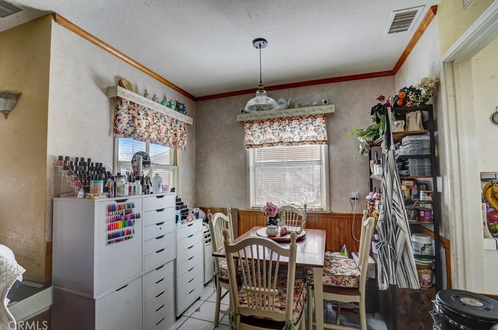 1064 Davids Rd, Perris CA  92571-0843 exterior