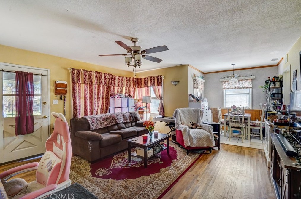 1064 Davids Rd, Perris CA  92571-0843 exterior