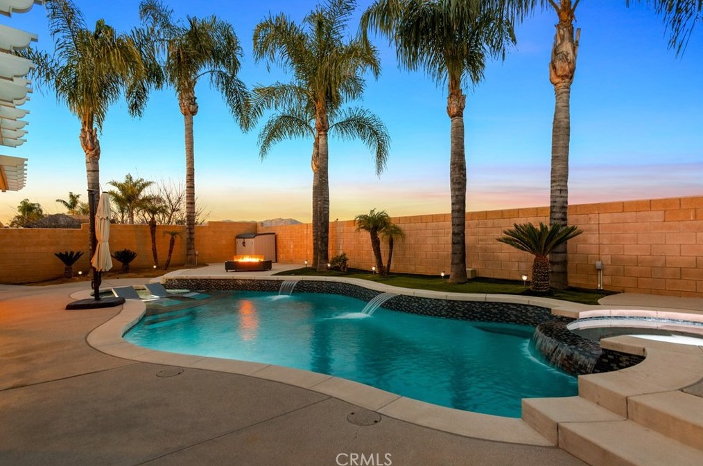 7988 La Crosse Way, Riverside CA  92508-6143 exterior