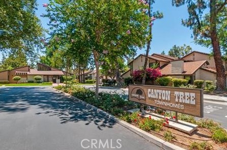 5457 Via Del Tecolote, Riverside, CA 92507-6471