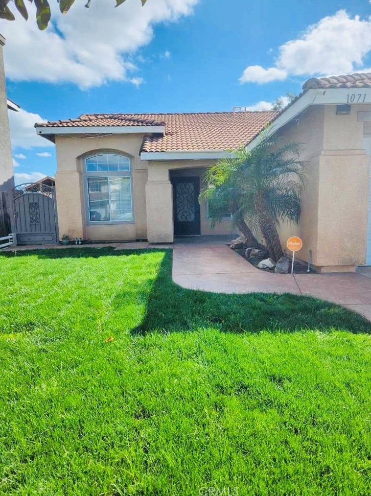 1071 Autumnwood Ln, Perris, CA 92571-9260