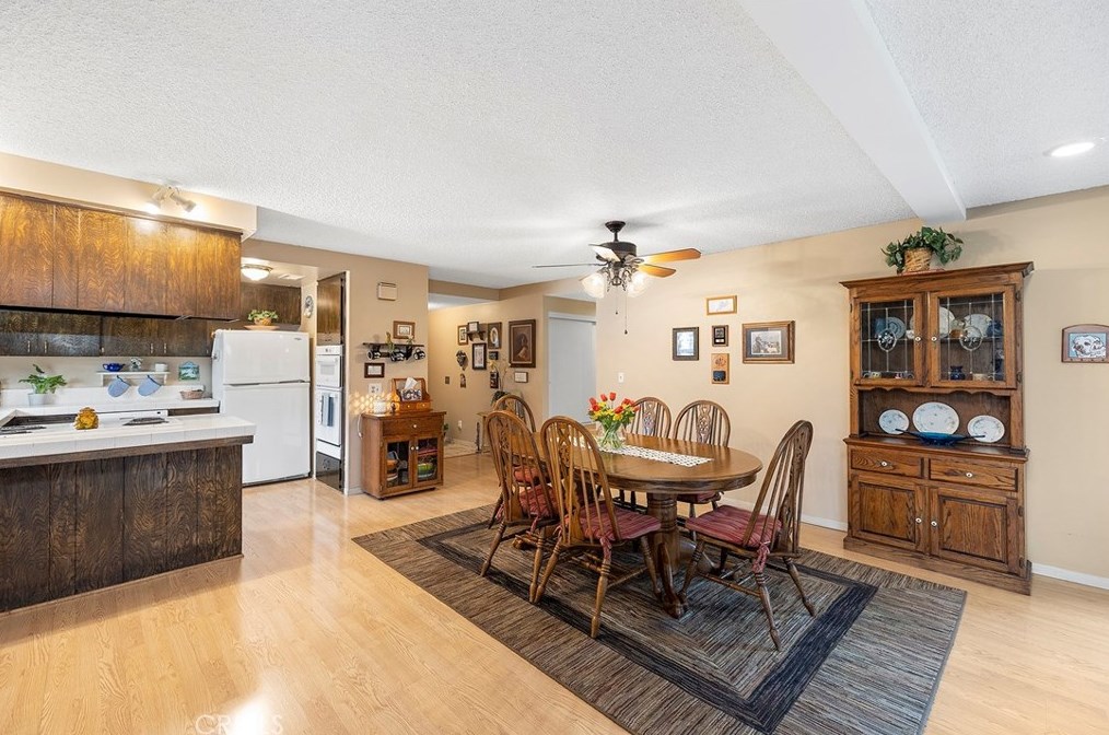 6290 Raleigh St, Riverside CA  92506-2061 exterior